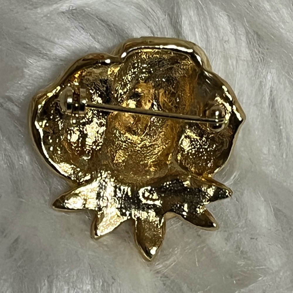 Vintage Rose Brooch - Picture 7 of 8